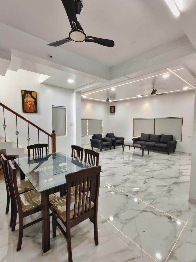 Vedganga Villa - Homestay โกลฮาปูร์ ภายนอก รูปภาพ