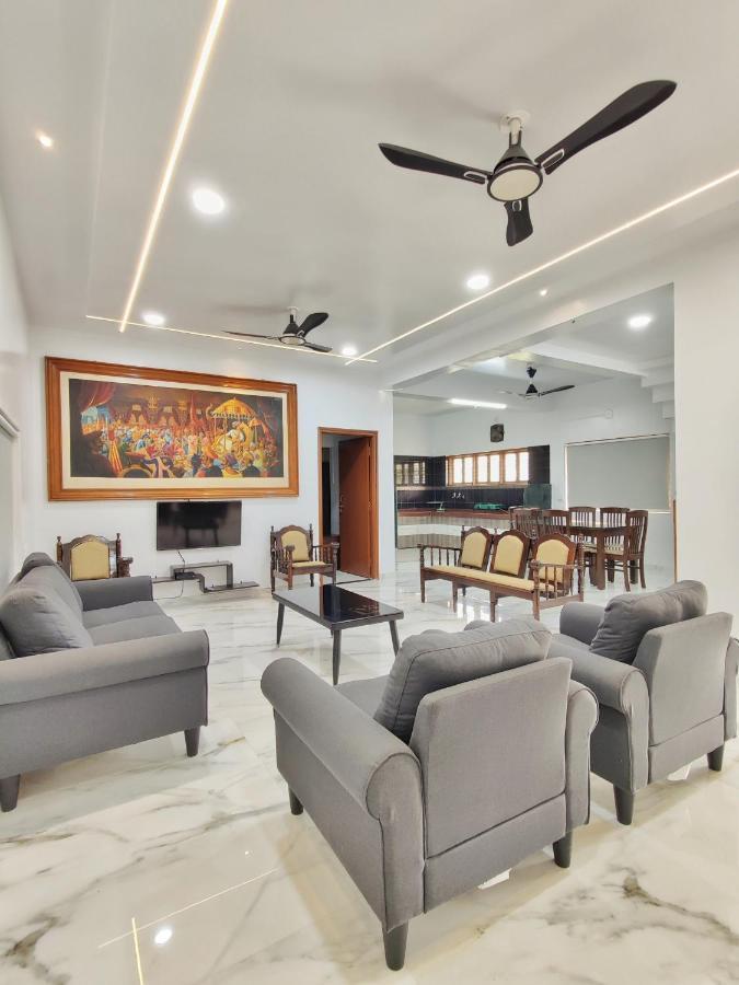 Vedganga Villa - Homestay โกลฮาปูร์ ภายนอก รูปภาพ
